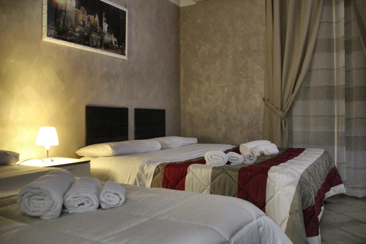 Chiaia Relax Bed & Breakfast Naples Bilik gambar