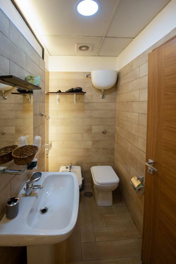 Chiaia Relax Bed & Breakfast Naples Luaran gambar
